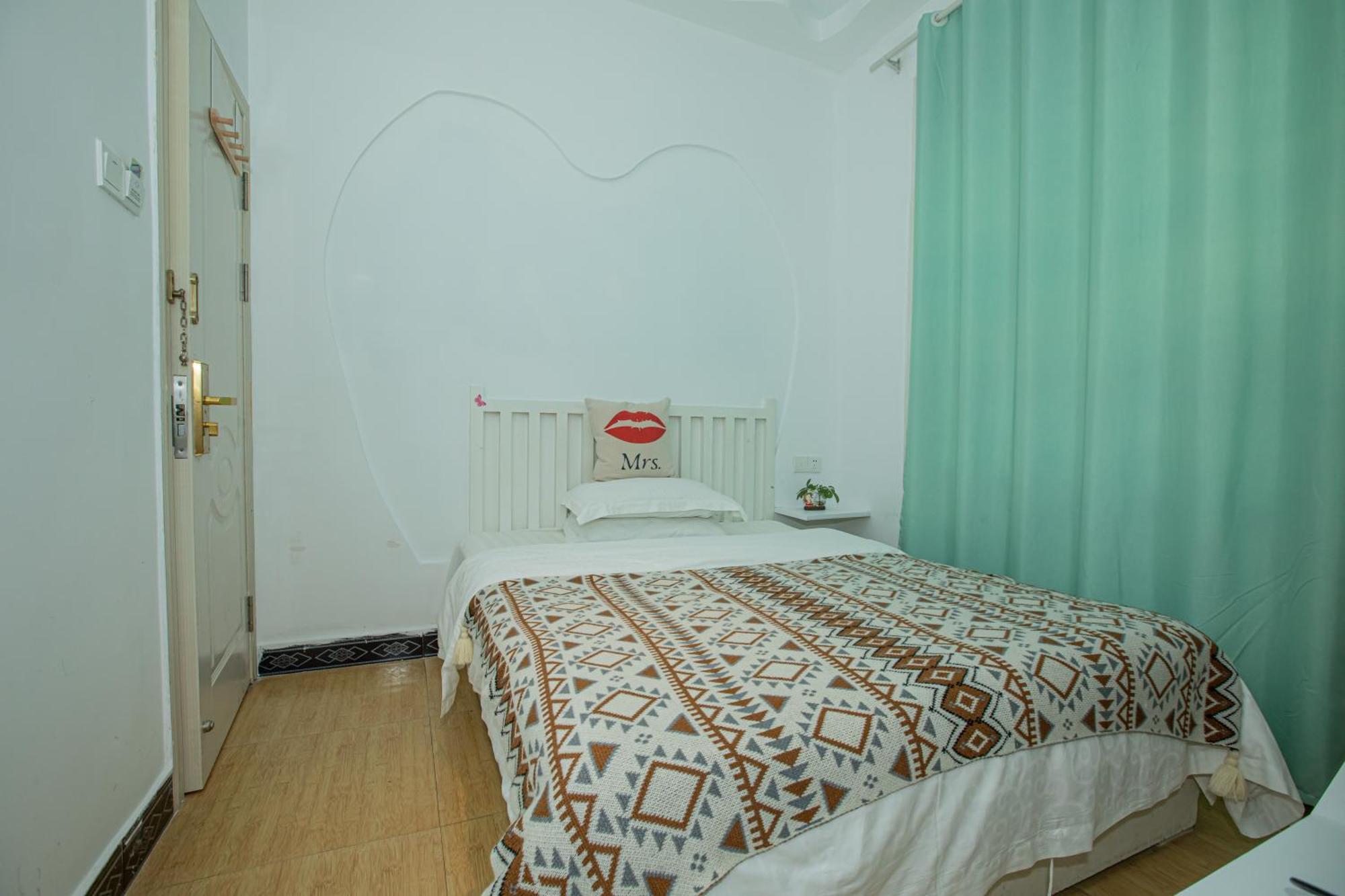 Lumingju Homestay 張家界市 エクステリア 写真